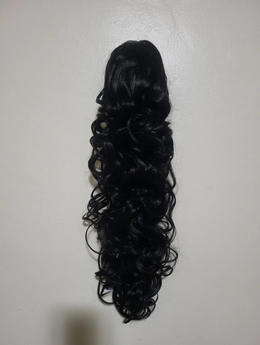 Vanessa synthetic hair